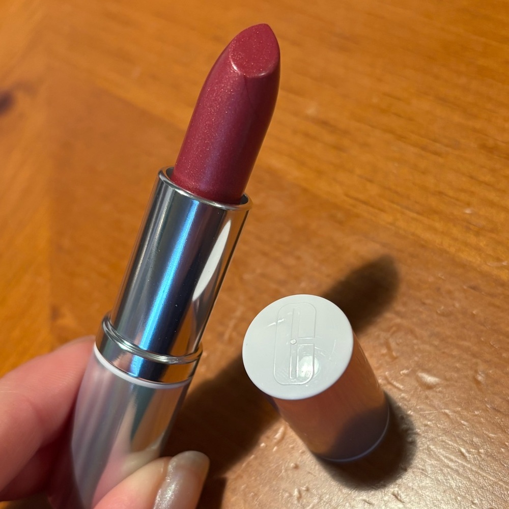 CLINIQUE Pop Lip Color + Primer